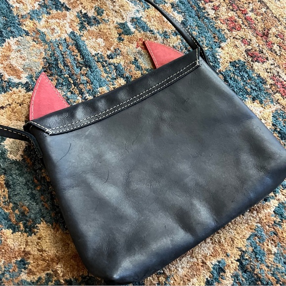 Ker Ezhi Ethiopia Leather Fox Crossbody Bag - Picture 4 of 7